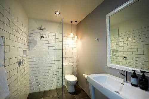 Historic Waterfront Room