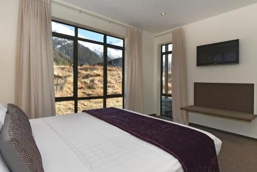 Two-Bedroom Apartment (4 Adults)