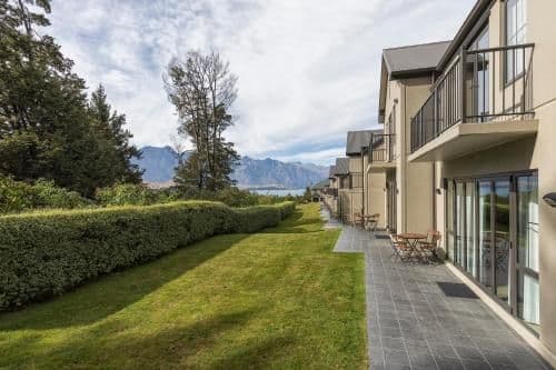 Three-Bedroom Villa with Alpine View