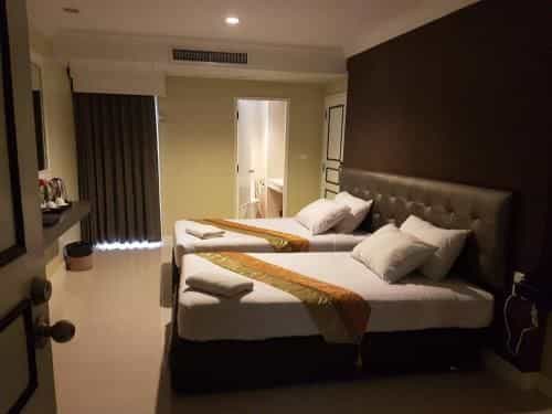 โรงแรมนิรันดร์ แกรนด์ โรงแรมนิรันดร์ แกรนด์