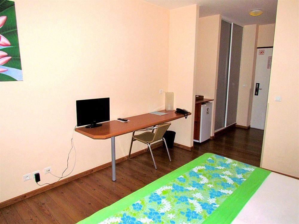 Tahiti Airport Motel4