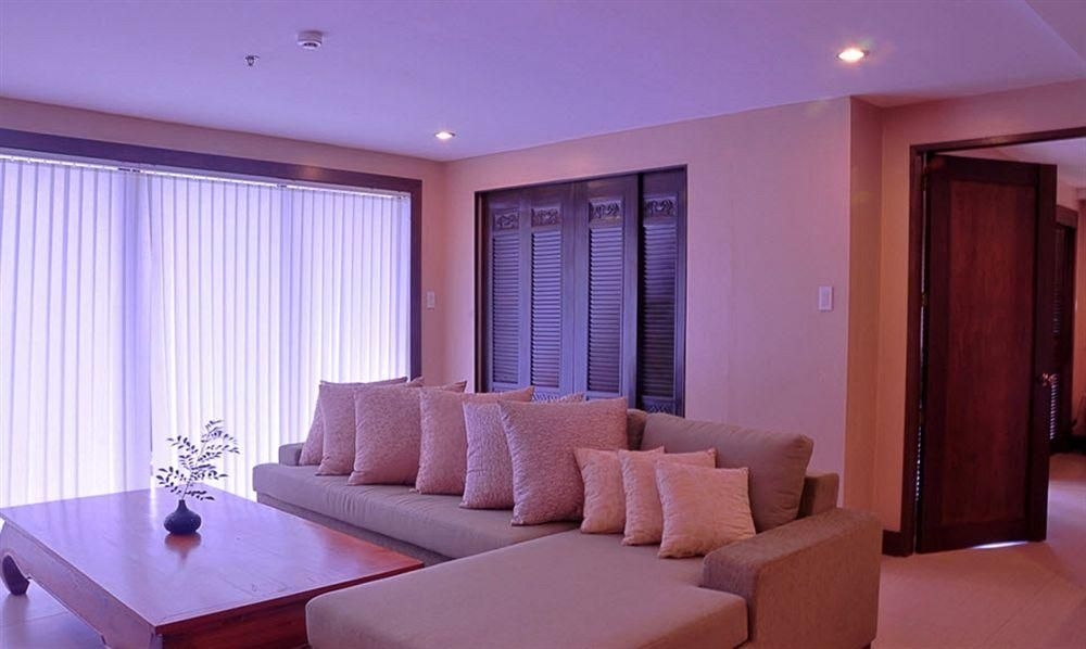 Coralpoint Gardens1