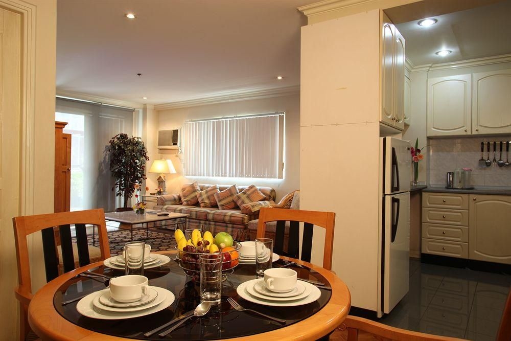 Amorsolo Mansion Apartments & Suites3