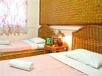 Tropical Sun Inn0