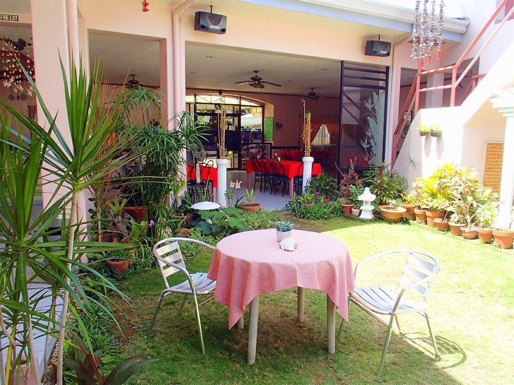 Tropical Sun Inn2