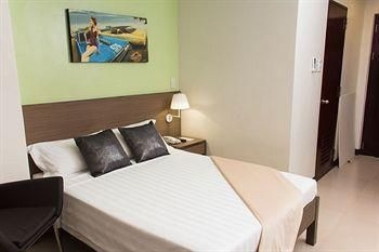 Apollonia Royale Hotel3