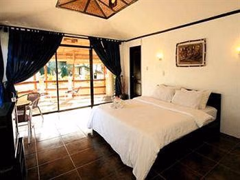 Mito's Place Boracay2