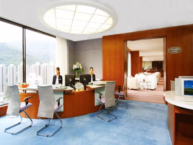 DOUBLE EXECUTIVE