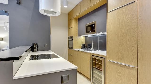 APARTMENT THREE BEDROOMS