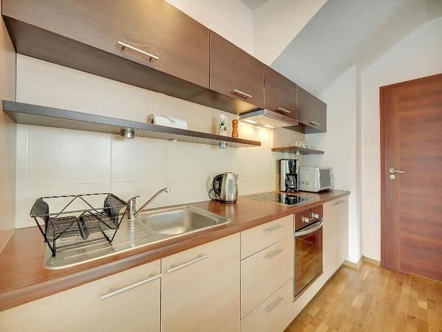 APARTMENT CAPACITY 4 ONE BEDROOM