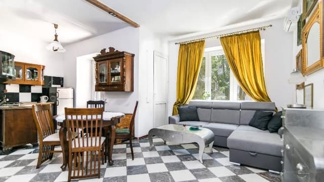 APARTMENT ONE BEDROOM