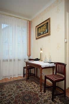 Florian Budget Rooms Florian Budget Rooms