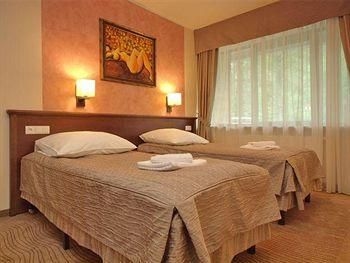 Hotel Murowanica1