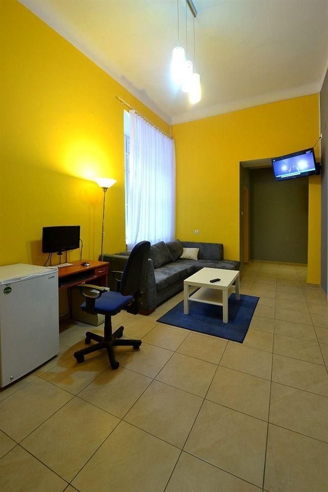 Blue Hostel4