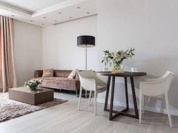 Chopin Apartments Wola1