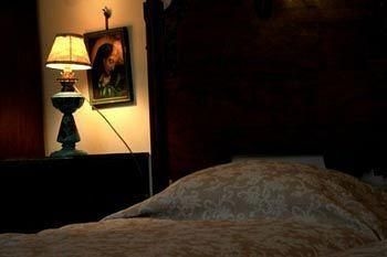 She Pine Tree House - Guest House3