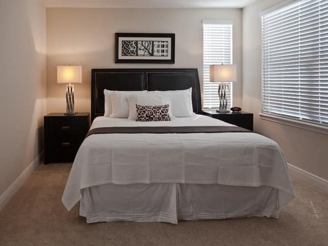 TOWNHOME THREE BEDROOMS
