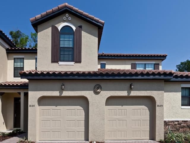 TOWNHOME FOUR BEDROOMS
