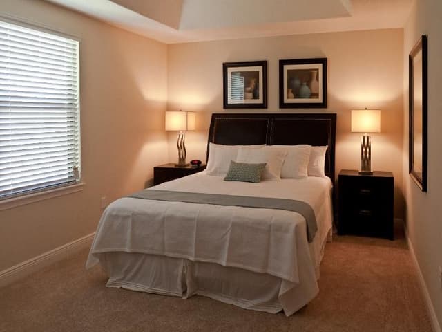 TOWNHOME FOUR BEDROOMS