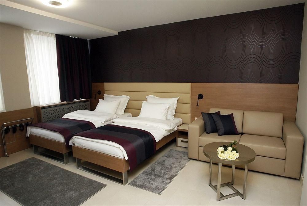 Hotel Srbija Garni2