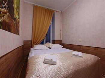 Angel Hotel0