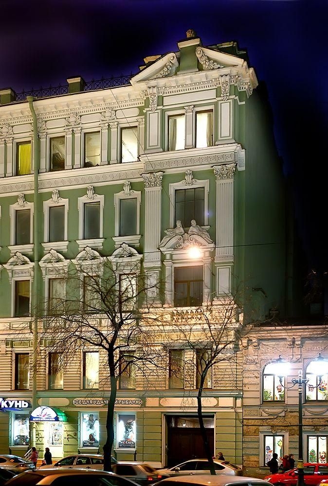 Solo Hotel on Liteyny3