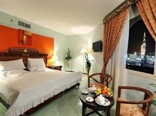 Luxurious Al Rawdah Suites3