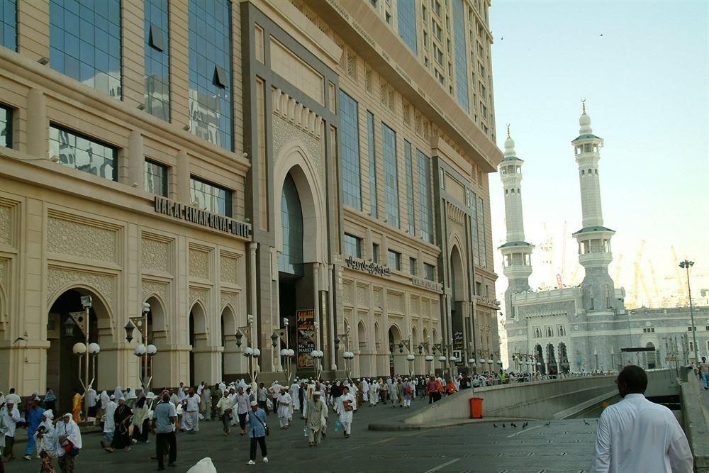 Dar Al Eiman Royal Hotel4