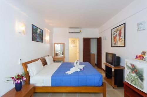 Grand Deluxe Double Room with Pool Access