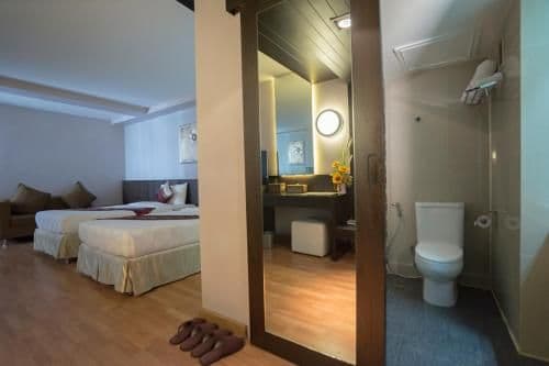 Deluxe Double or Twin Room Extra
