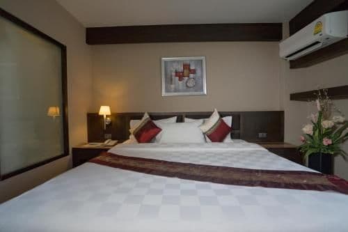 Deluxe Double or Twin Room
