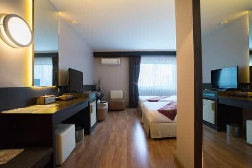 Deluxe Double or Twin Room