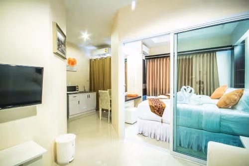 Deluxe King Suite
