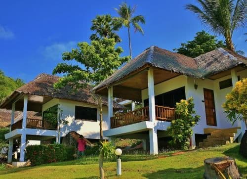 Deluxe Bungalow - Beach Front