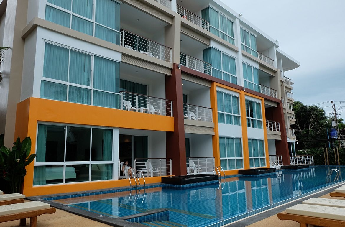 Phuket Seaview Resotel0