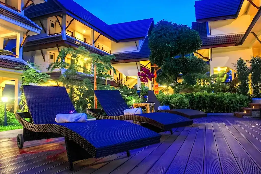 โรงแรมนาค นครา โรงแรมนาค นครา