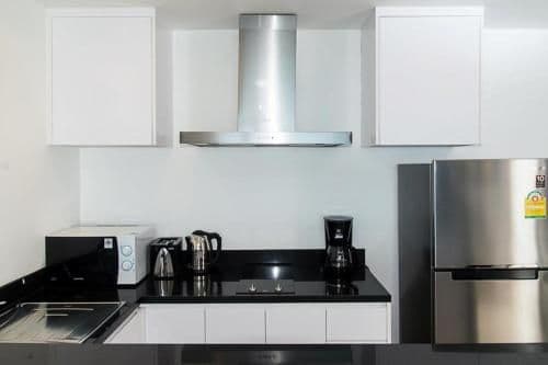 Deluxe Two-Bedroom Apartment