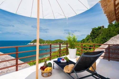 C16 Two-Bedroom Pool Villa with Sea View