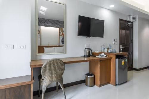 Deluxe King Room