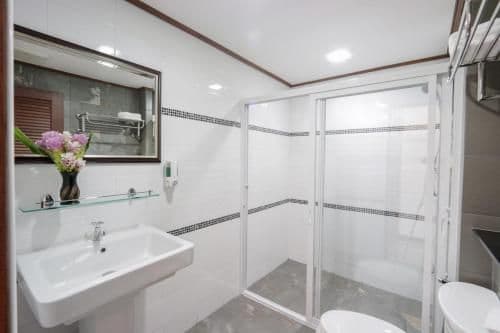 Standard King Room