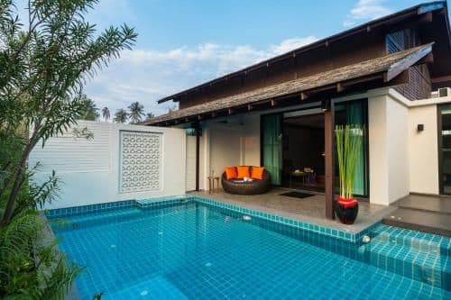 Club Pool Villa