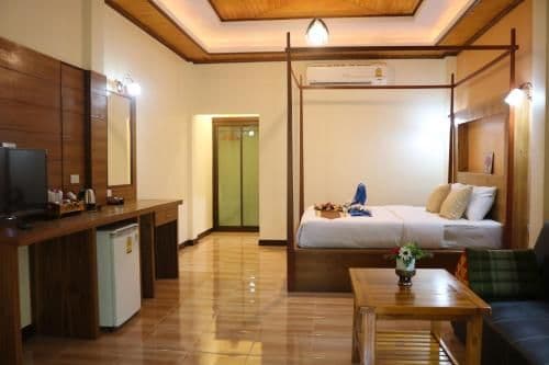 Deluxe Garden View Villa