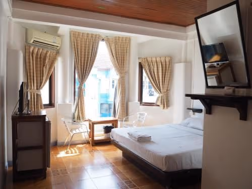 Deluxe Double or Twin Room
