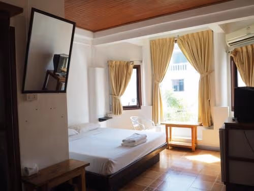 Deluxe Double or Twin Room