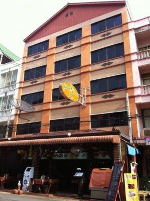 โกลด์ โคสต์ อินน์ (Gold Coast Inn)0