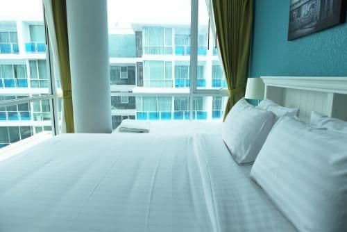 Two-Bedroom Apartment with Pool View D603