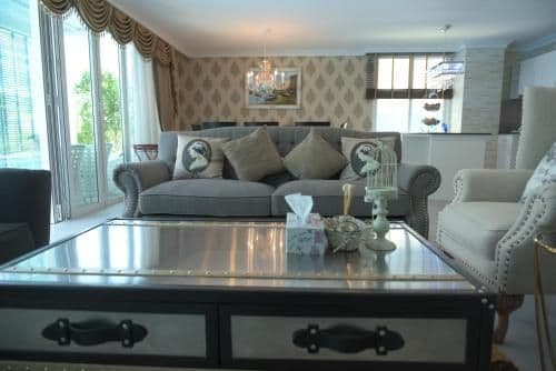 Duplex Three-Bedrooms with Pool Access E 105