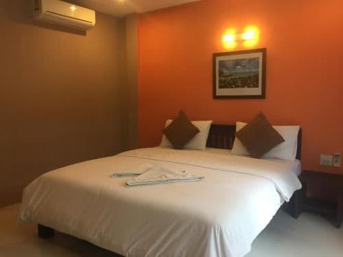 Superior Double or Twin Room with Air Condition
