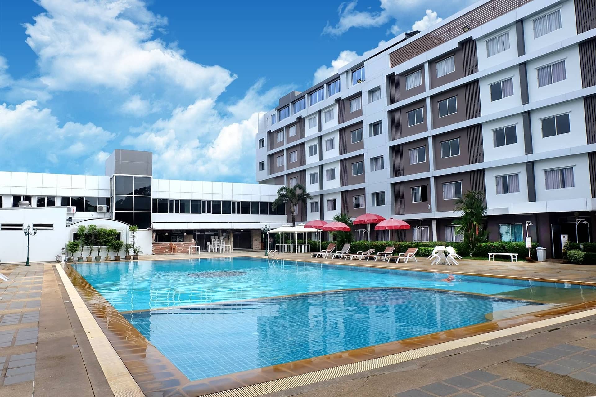 New Travel Lodge New Travel Lodge