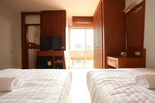 Deluxe Double or Twin Room